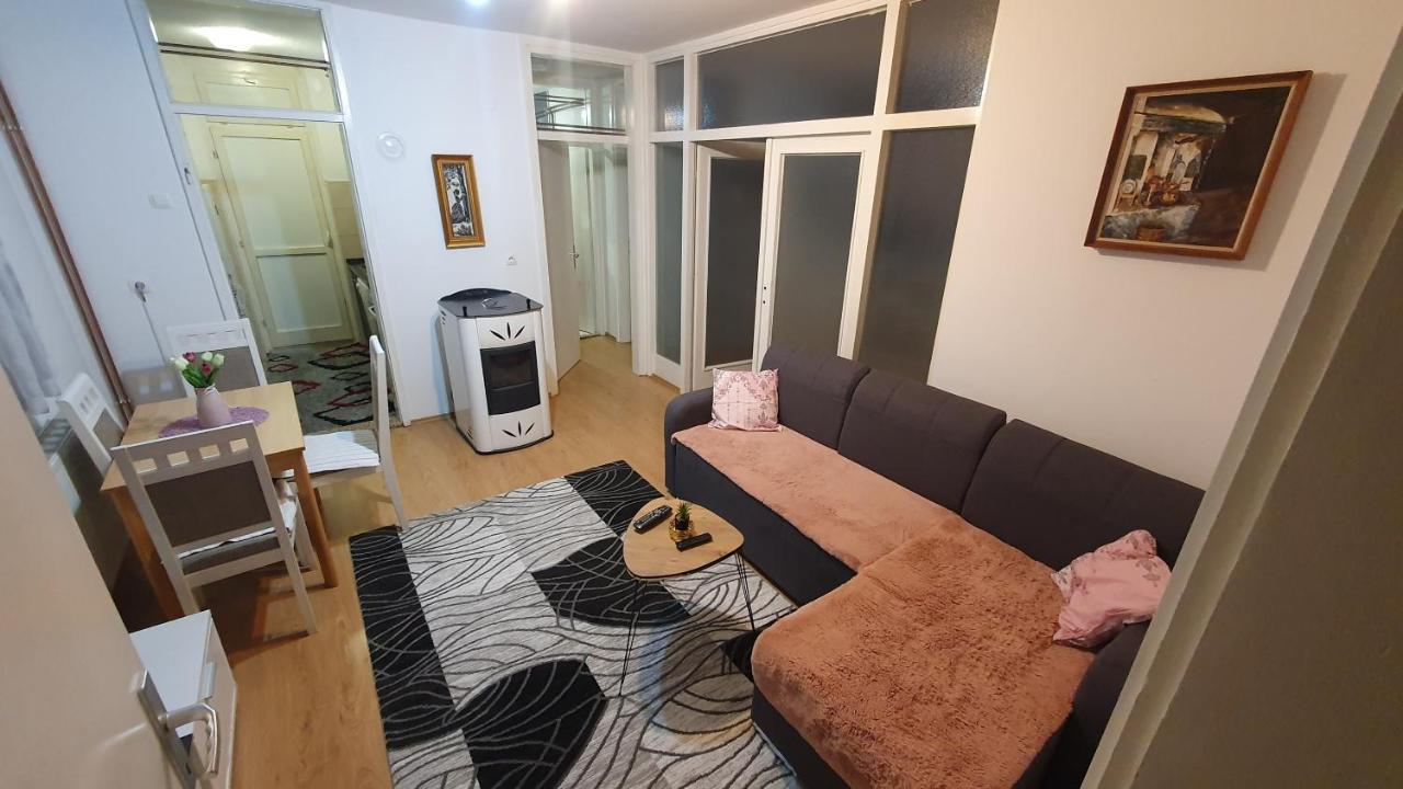 Apartman Dina Бихач Экстерьер фото